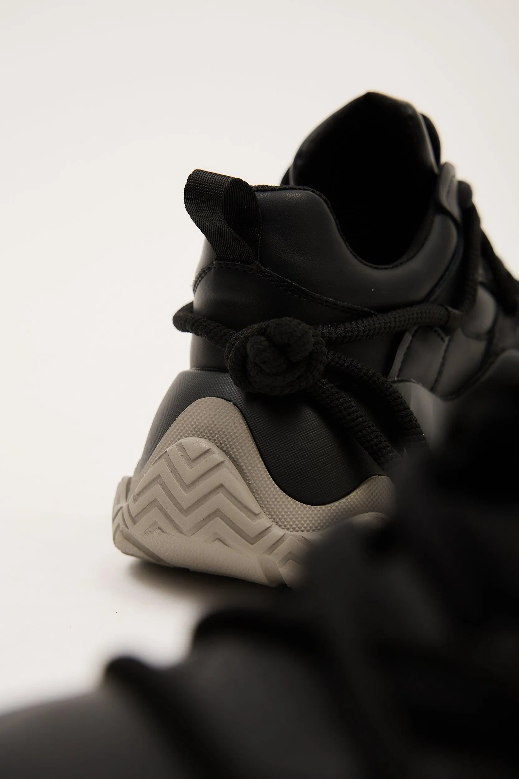 Crush Black