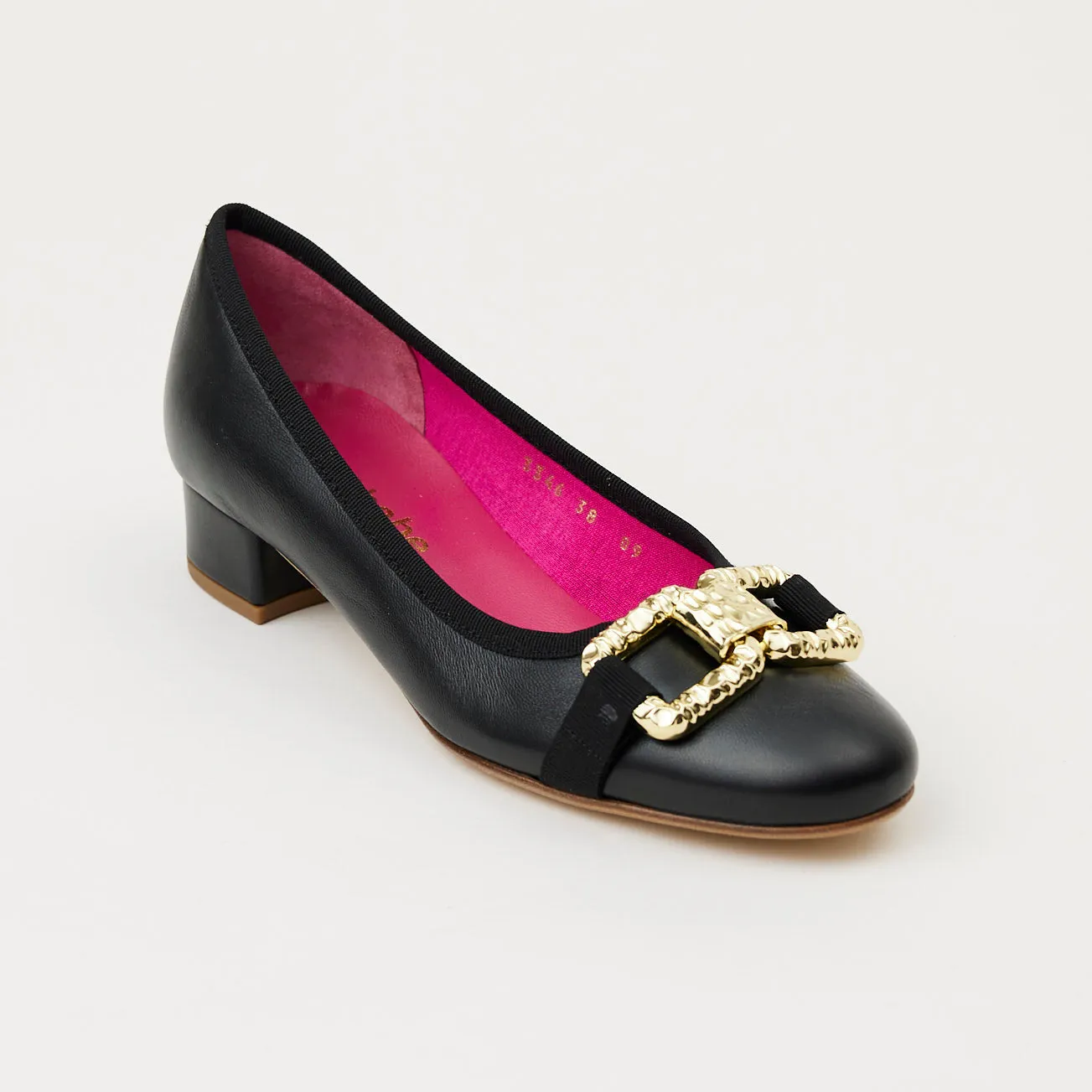 Le Babe Black Leather Pumps