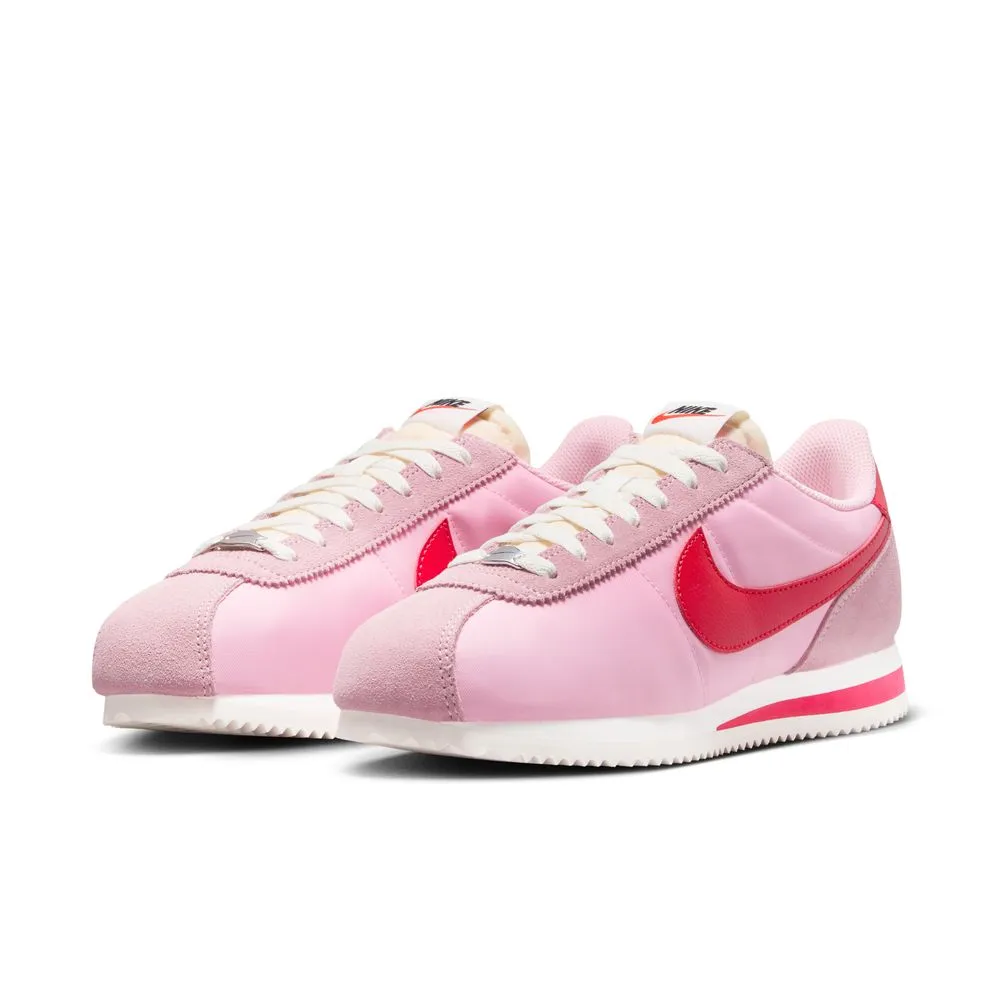 NIKE Cortez Txt Womens Sneakers