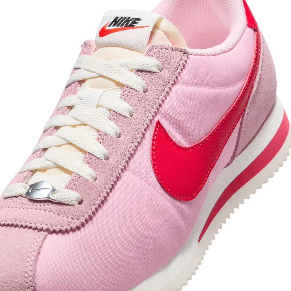 NIKE Cortez Txt Womens Sneakers