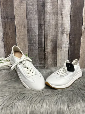 Shoes Sneakers By Clarks  Size: 7.5