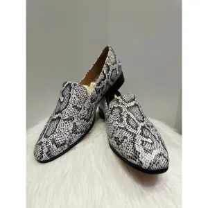 Villa Rouge Embossed Leather Patrice Loafers - Size 5.5
